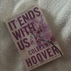'It Ends With Us' Book - Purple Cover